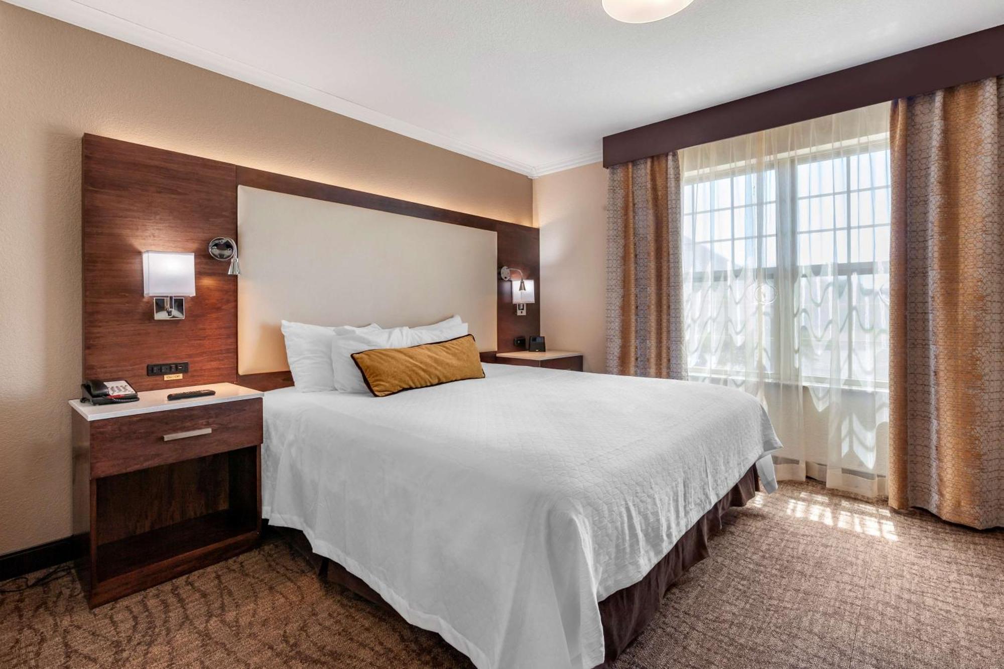Best Western Premier Bridgewood Hotel Resort Neenah Ngoại thất bức ảnh